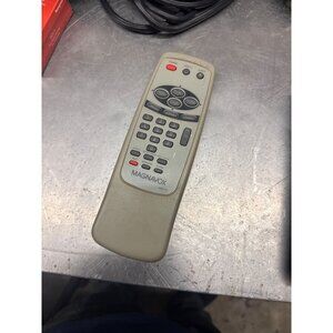 Magnavox TV / VCR Remote Control NATJ2UD – OEM Replacement ( Preowned)
